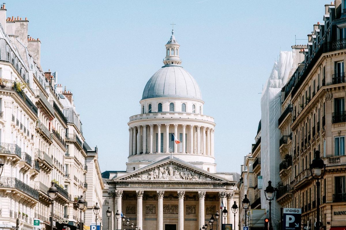 Les plaques commémoratives en France